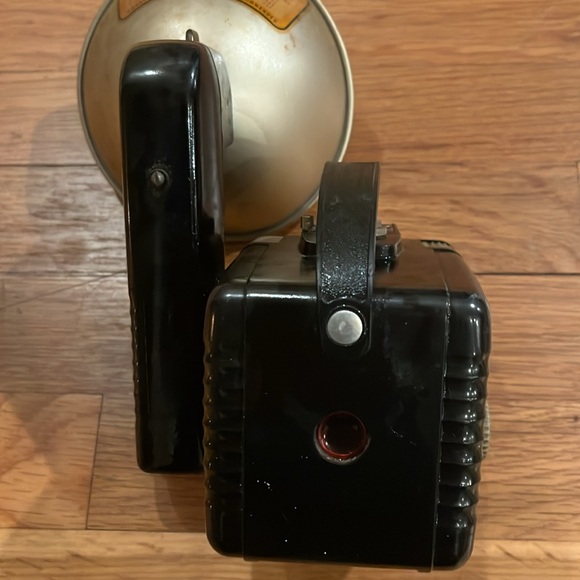 Brownie Hawkeye camera - Picture 4 of 4